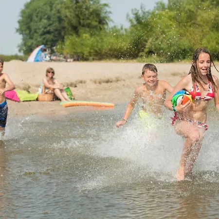 Aldeamento Turístico Landal De Reeuwijkse Plassen Reeuwijk